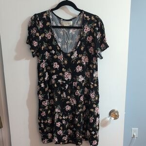 Saltwater Luxe Black and Pink Floral Short Sleeve Mini Dress